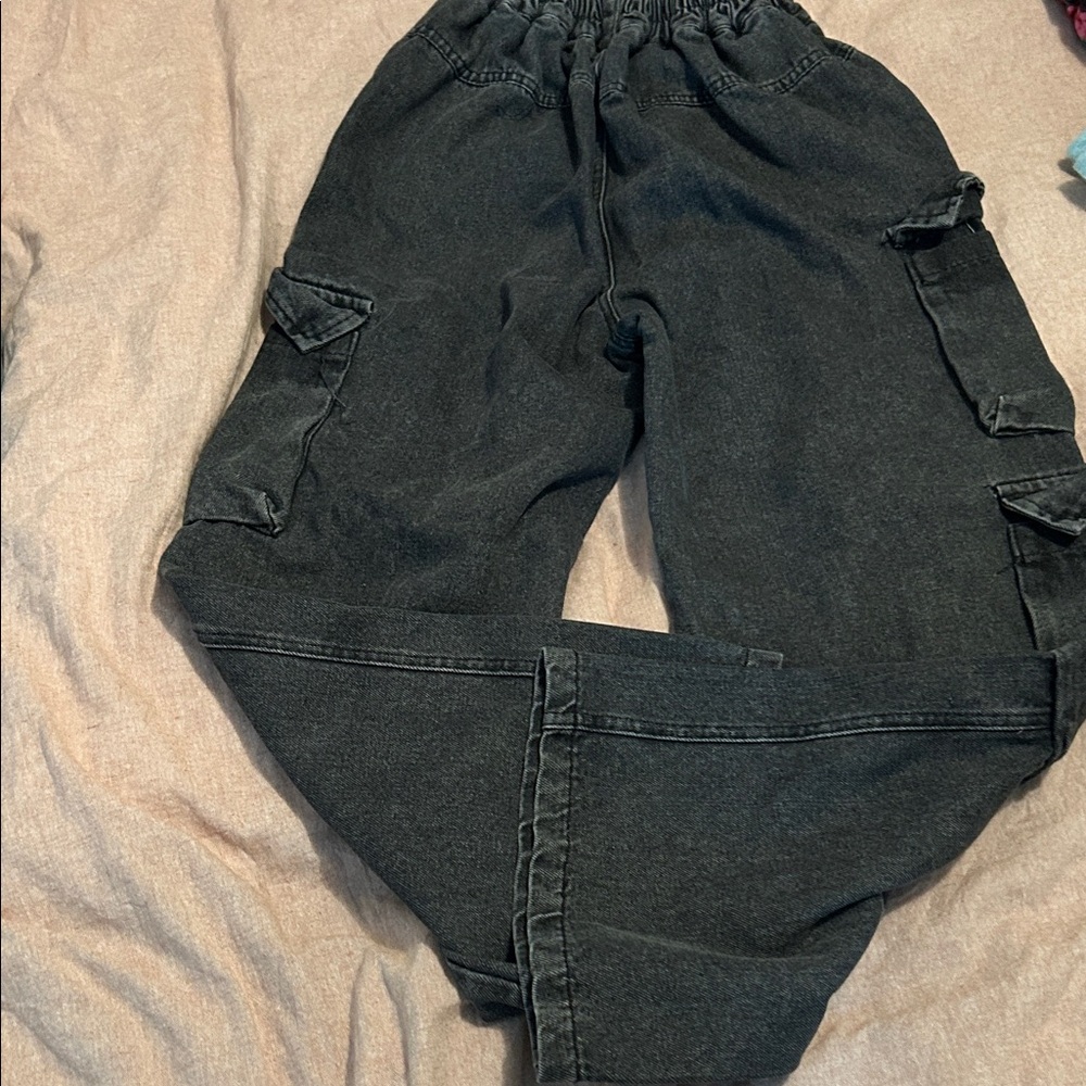 Black Cargo Pants